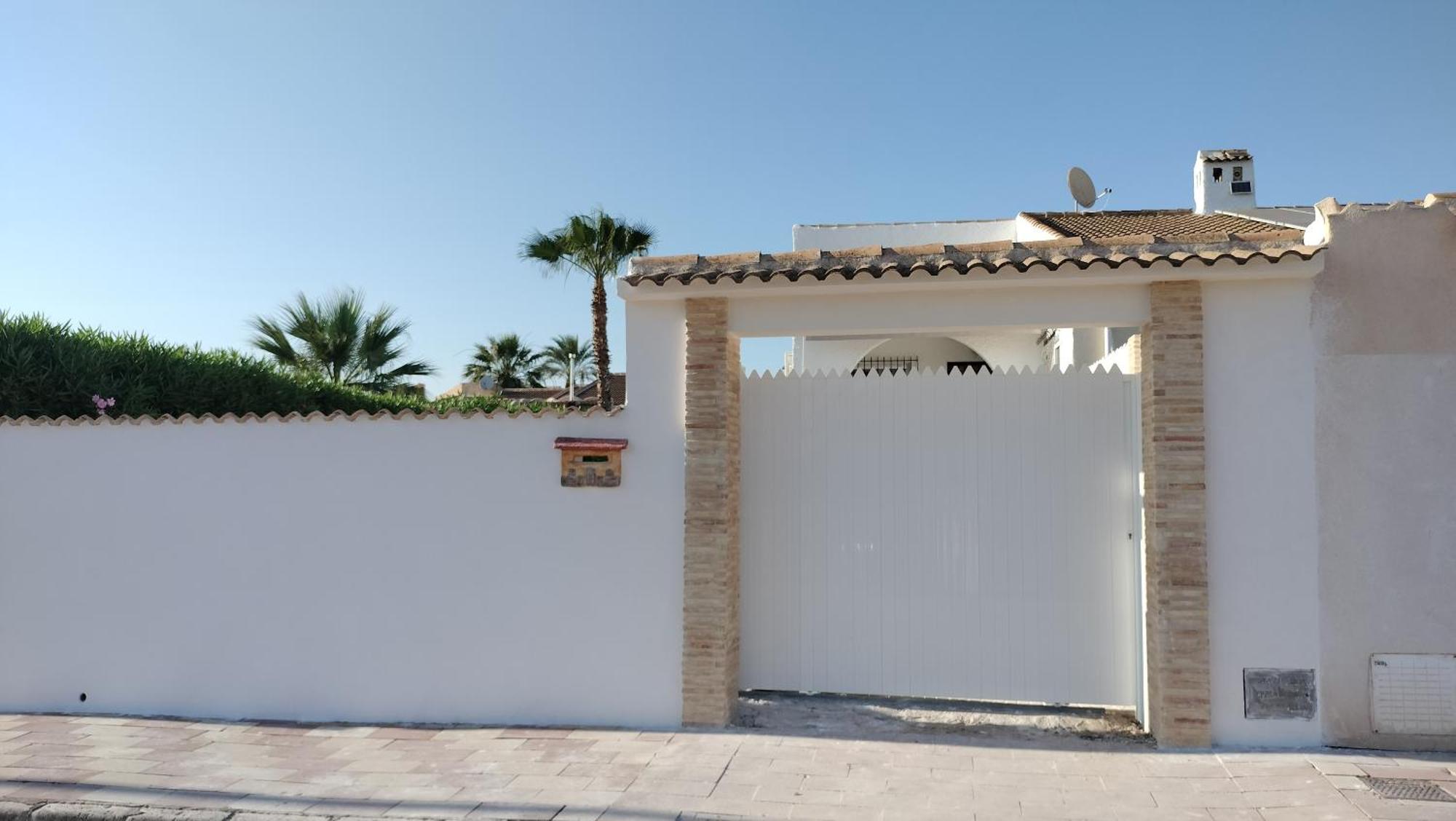 Acogedora Casa Con Piscina Villa Torrevieja Dış mekan fotoğraf